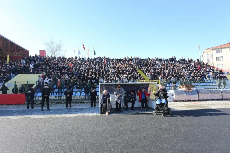 İzmit’in çocuğu turu getirdi: 2-3