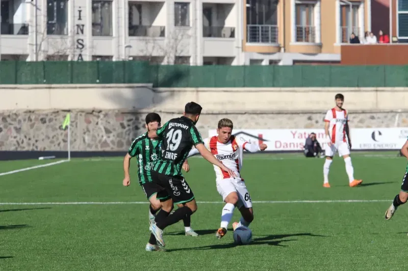 İzmit’in çocuğu turu getirdi: 2-3